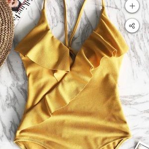 Cupshe one piece swimsuit